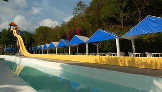 splash-waterslides-01