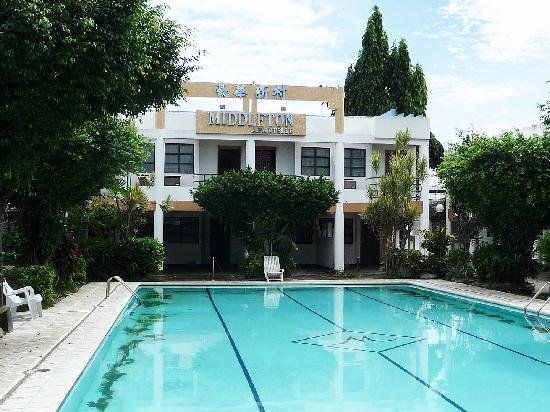 pool-and-sign