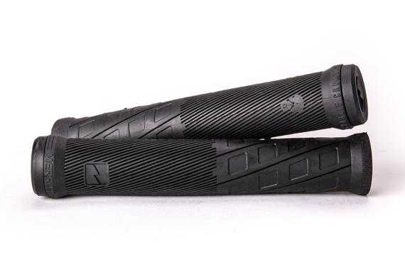 Merritt CHARLIE CRUMLISH CROSS–CHECK GRIPS