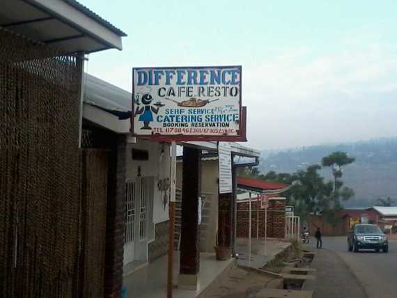 Difference Cafe-Resto