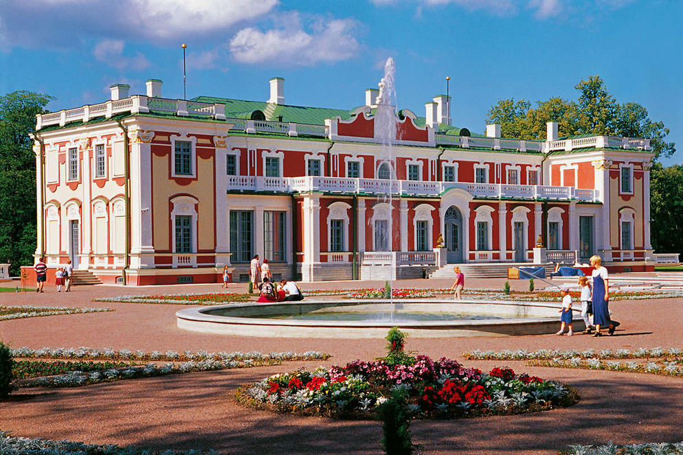 (8EFV) 8D5N BALTIC REGION (HELSINKI, TALINN, SIGULDA, RIGA, SIAULIAI, KAUNAS, VILNIUS, TRAKAI)