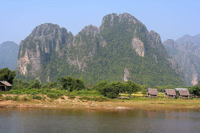 (LPC) LAOS EVERGREEN (VIENTIANE / NAM NGUM LAKE / VANG VIENG)