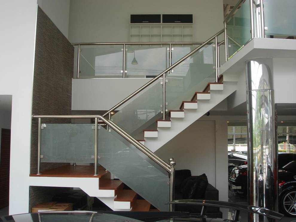 Showroom Rama 9
