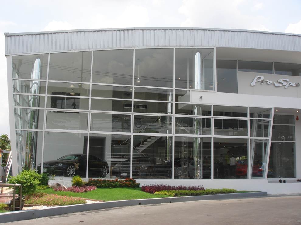 Showroom Rama 9