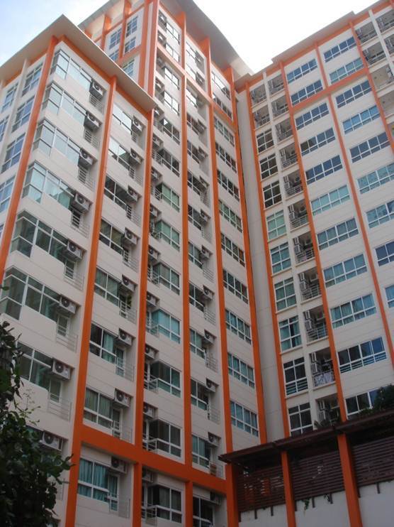 PG Rama 9 Condominium