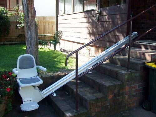 acorn outdoor stairlift 1