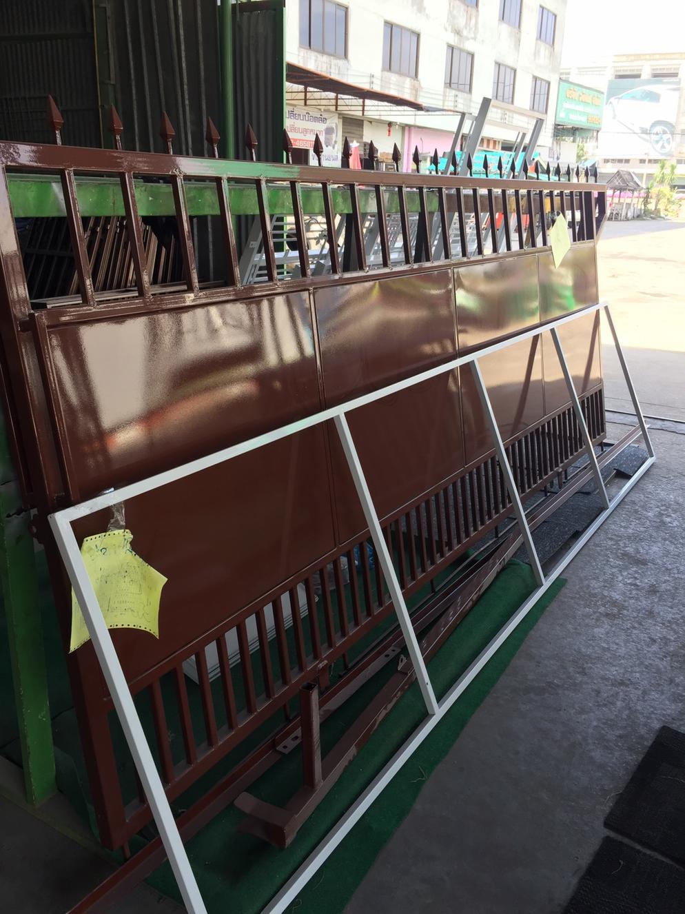 ราวบันไดรถออฟโรด