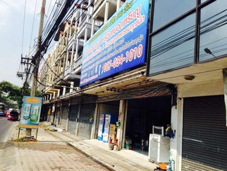 บรรยากาศร้าน MK Express