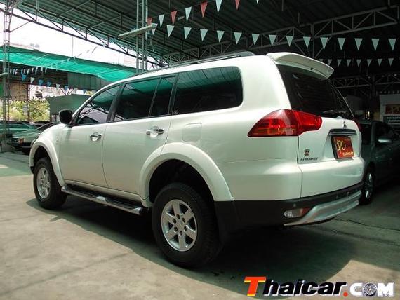 MITSUBISHI  PAJERO SPORT