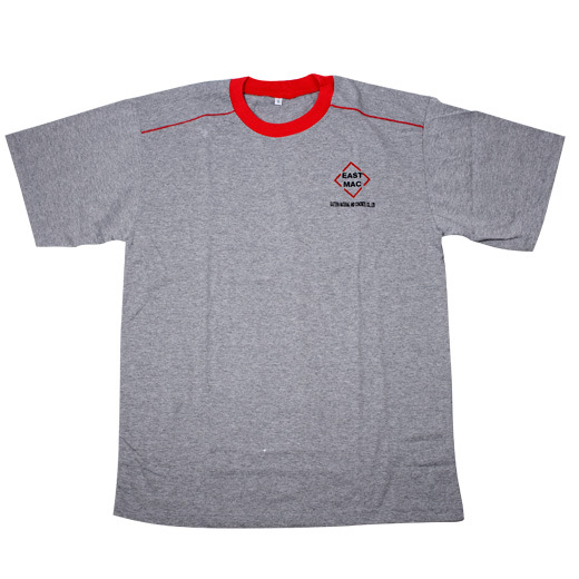 เสื้อยืดคอกลม ตัวเสื้อสีเทา คอสีแดง แขนแถบสีแดง S 3