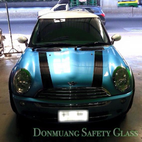 ผลงานติดตั้งกระจกบังลมหน้า Mini Cooper