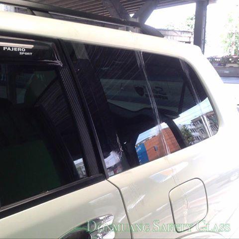 ผลงานการติดตั้งบานตาย Mitsubishi Pajero Sport