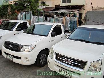 รถขนส่งสินค้าที่ปรับปรุงใหม่ของเราครับ