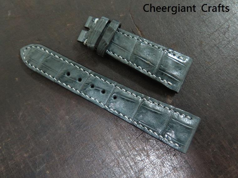 Lange Sohne gray croco strap, 20x16mm, 62x103mm, thick 5