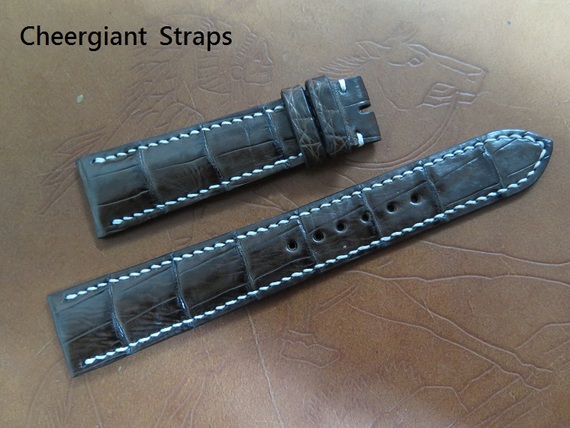芝柏錶Sea Hawk Pro圓弧型錶耳的深咖啡色鱷魚錶帶GP Sea Hawk Pro curved lug end dark brown crocodile strap