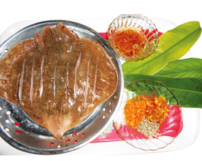 CÁ ĐUỐI NƯỚNG LÁ NGHỆ
