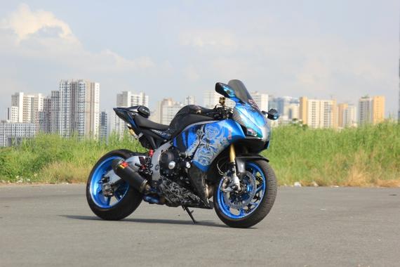 Cbr1000rr Full Cacbon và đồ chơi tại shop