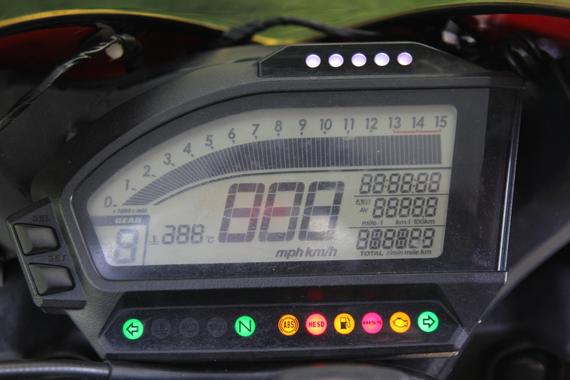 CBR1000rr Bò tót