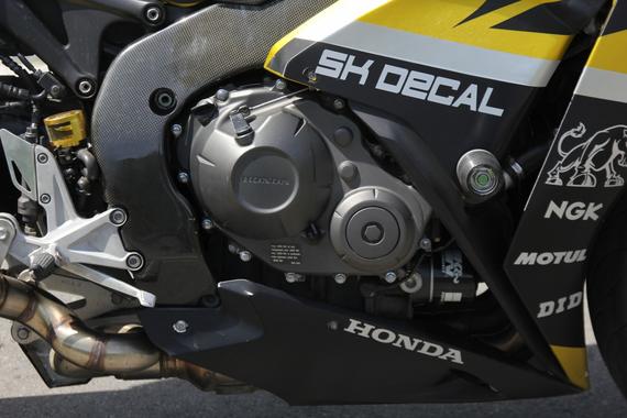 CBR1000rr Bò tót