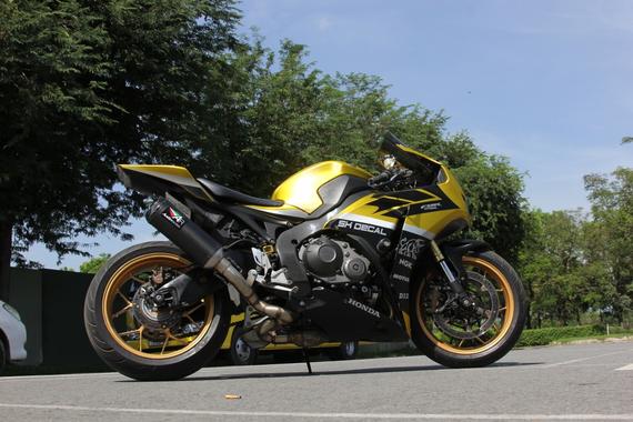 CBR1000rr Bò tót